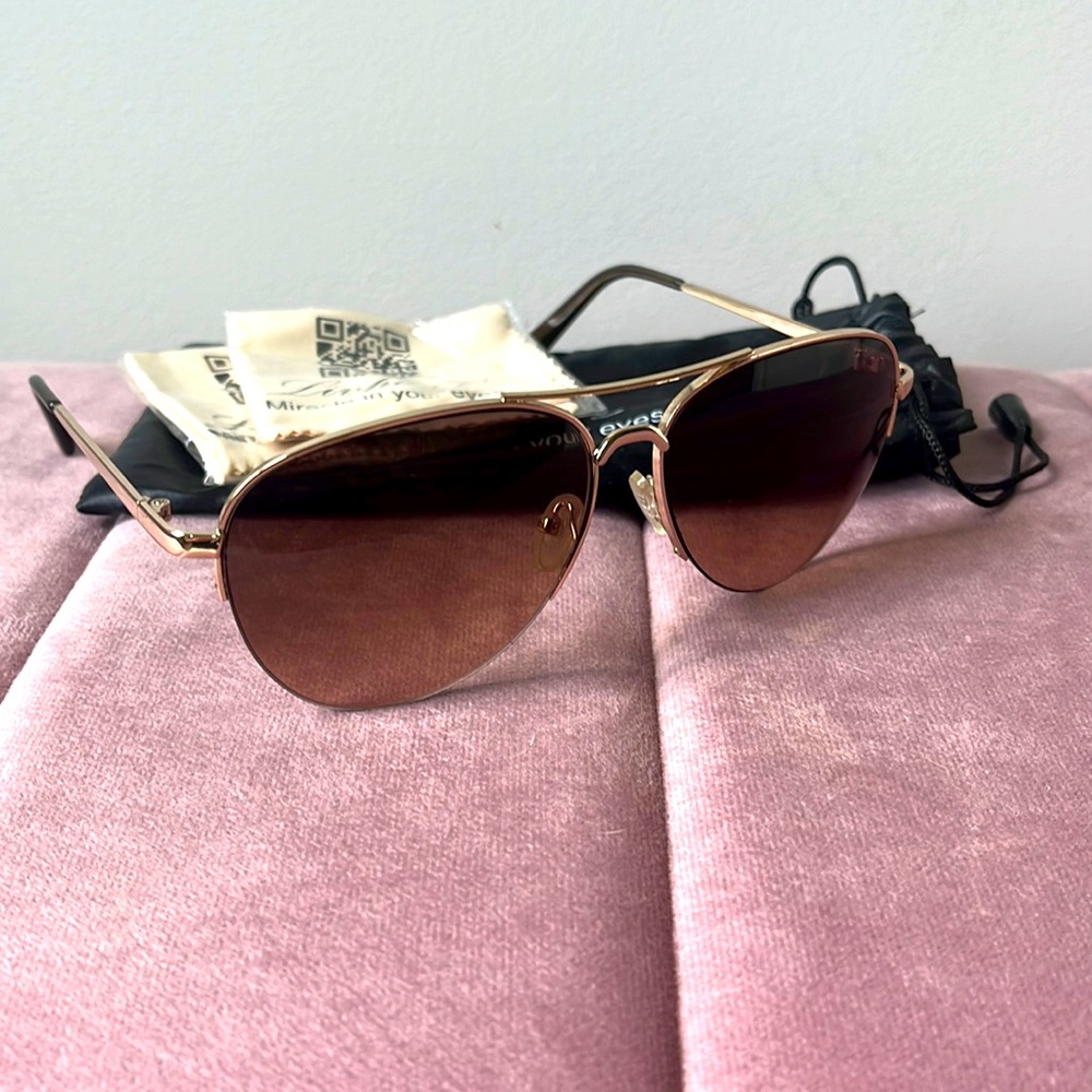 Aviator sunglasses